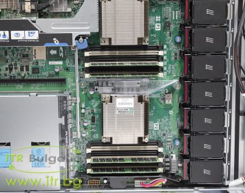 обновен HP ProLiant DL360p Gen8 Rack Mount 1U сървър втора употреба