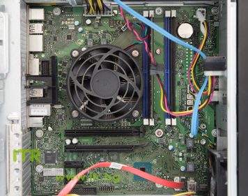 обновен Fujitsu Esprimo P757 Grade A компютър втора употреба