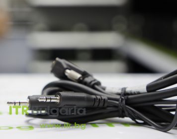 Mixed major brands VGA with built in 3.5mm Audio Jack to VGA with built in 3.5mm Audio Jack Cable